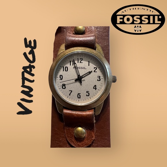 Fossil Accessories - Fossil VINTAGE watch with original brown leather band & New Battery, works great